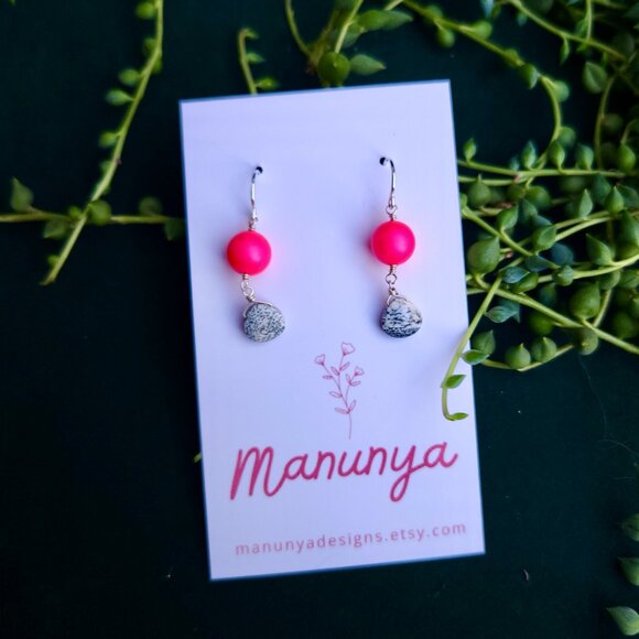 Swarovski Pearl and Zebra Jasper Dangle Earrings - Picture 4 of 8